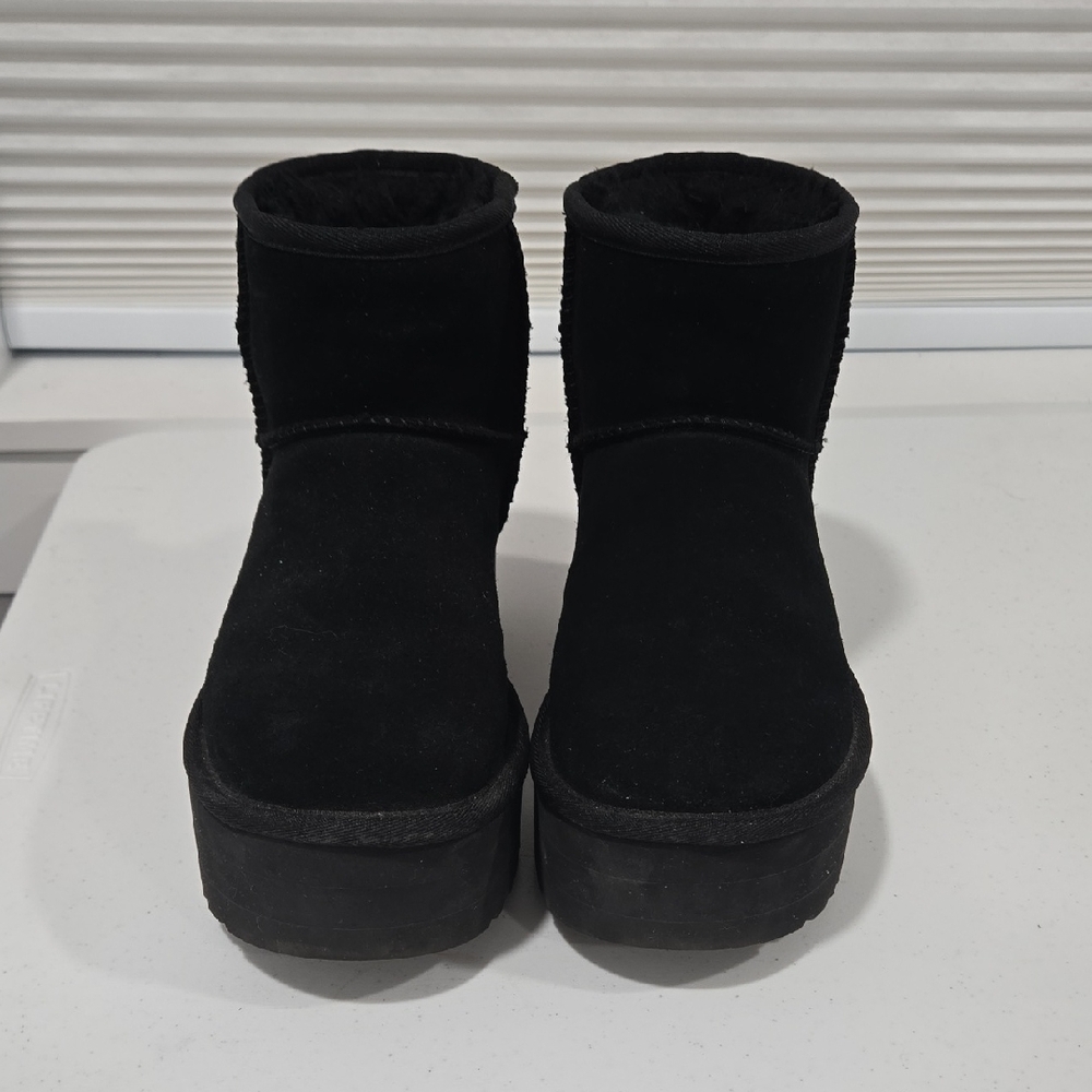 UGG Black Women's Winter Boots
